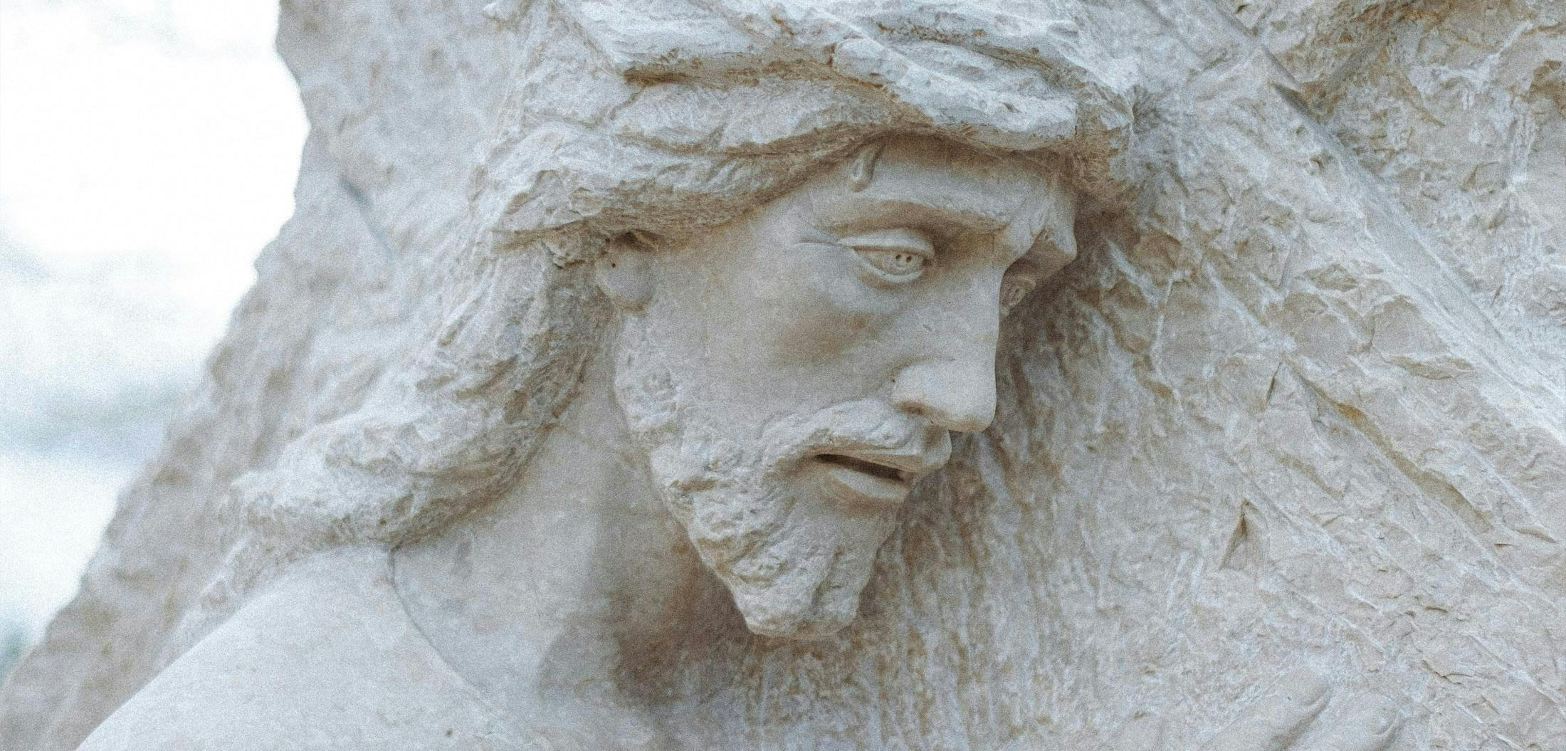 sculpture Jesus